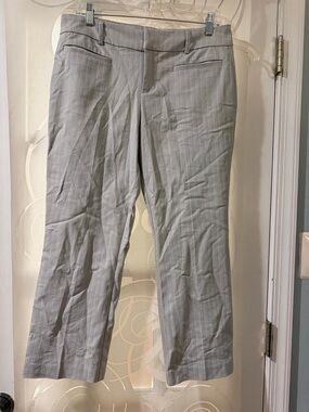 Liverpool Light Gray Pinstripe Women's Dress Capri Trousers - size 6